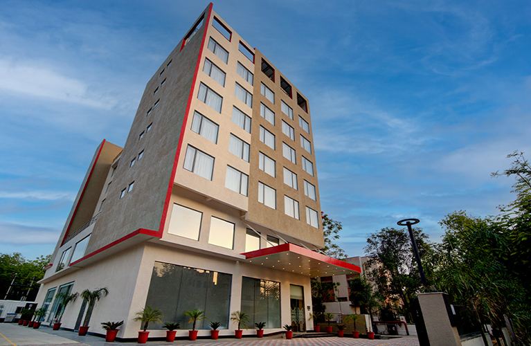 7apple-pratapnagar-jaipur