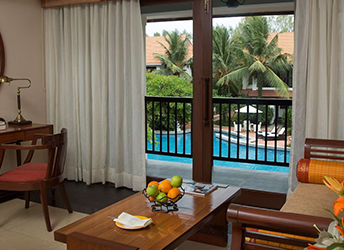 chalet-pool